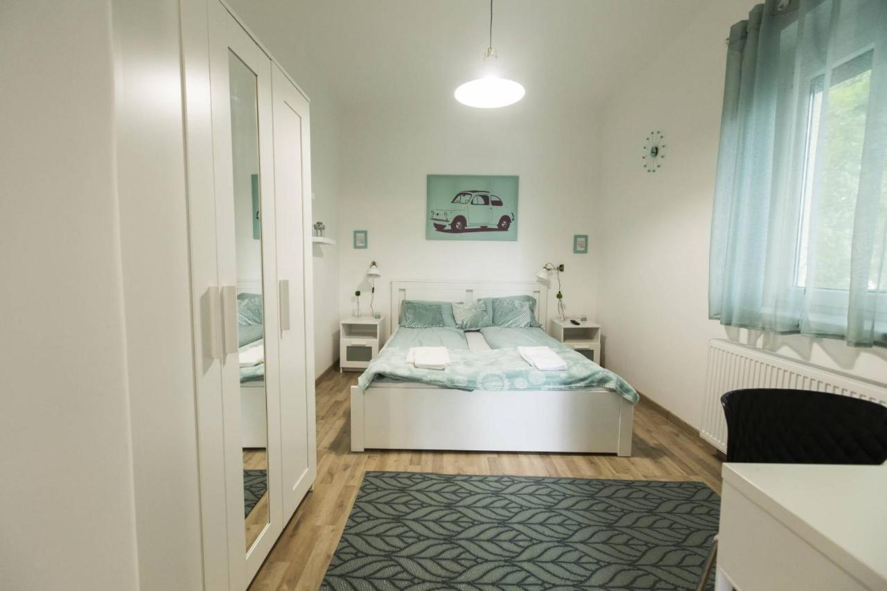 Aqua Stellar Apartment Szeged Bagian luar foto